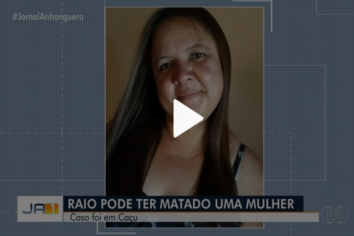 Mulher morre após raio cair próximo de casa enquanto ela falava ao telefone