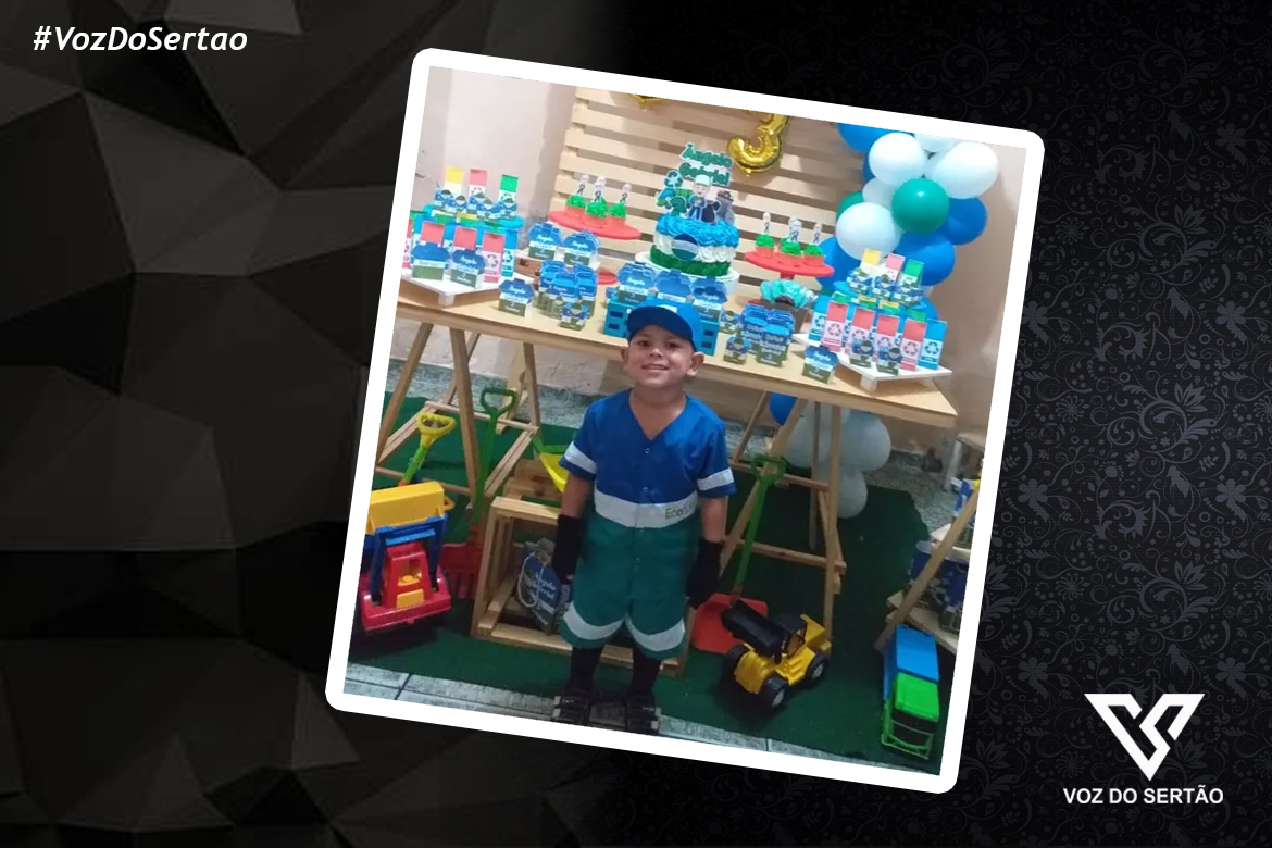 Garoto homenageia garis com tema da festa de aniversário de 3 anos