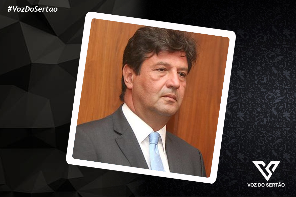 Depois de dia tenso, a decisão: Luiz Henrique Mandetta fica no Ministério da Saúde