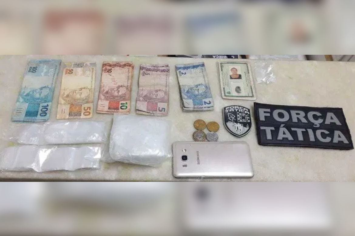Policiais conduziram casal por tráfico, uso de drogas e descumprimento de Decreto Estadual em Crateús