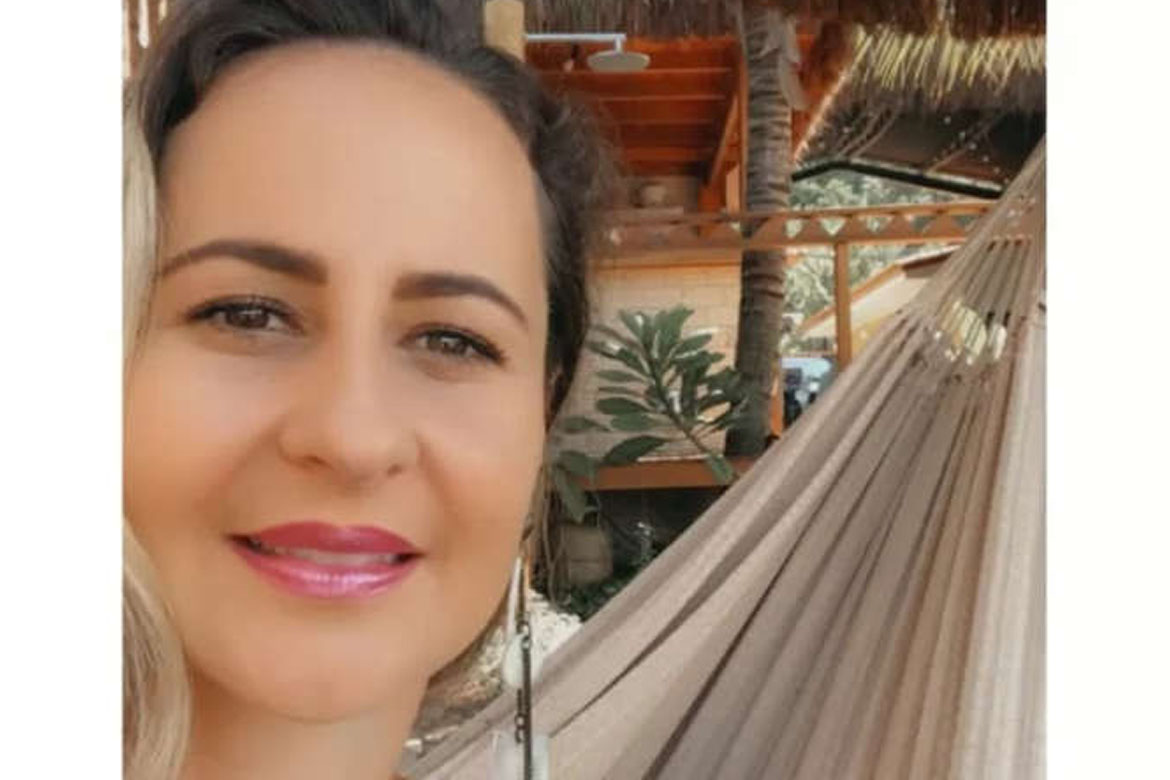 ES: Mulher morre enquanto se balançava na rede de casa