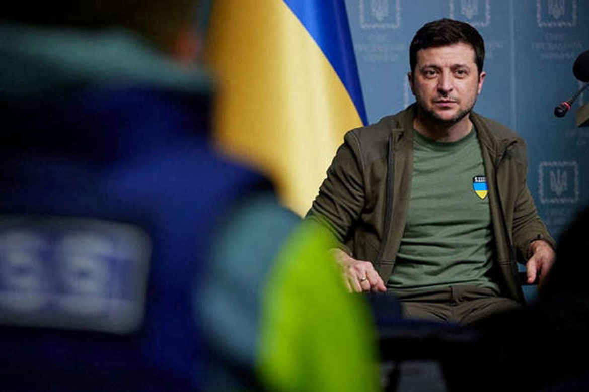 Zelensky acusa Moscovo de recorrer ao "terror nuclear"