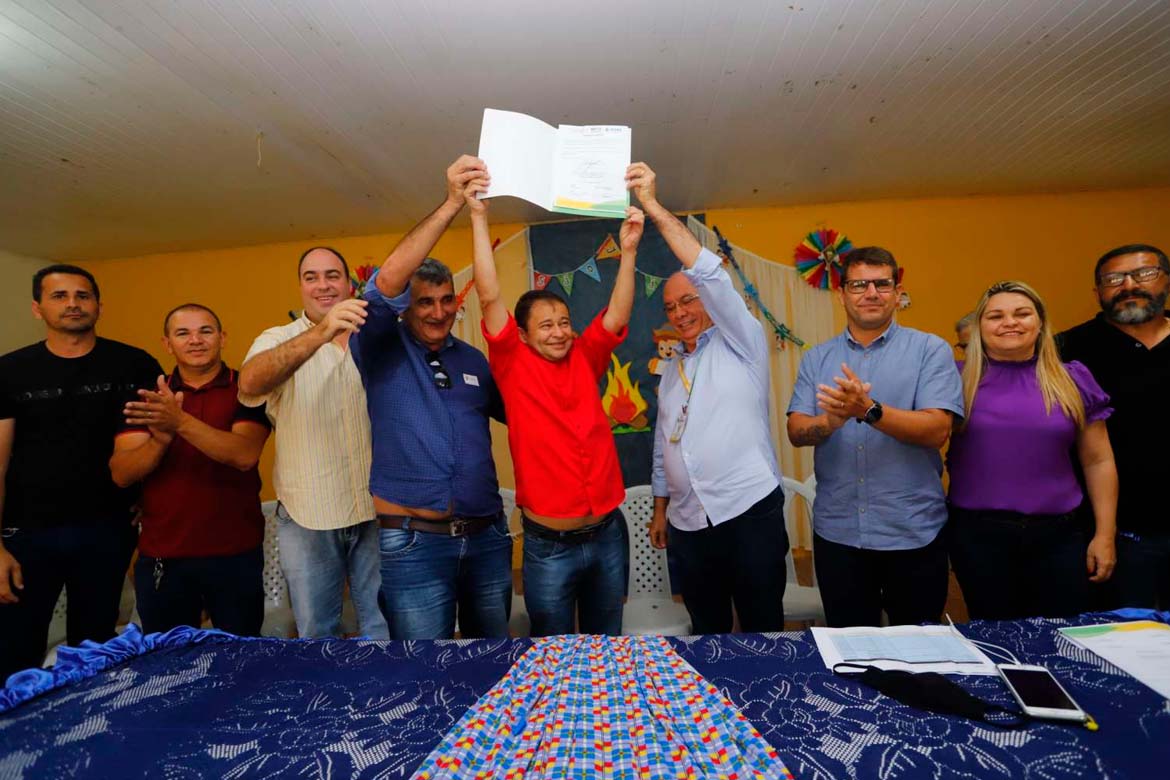 Governo do Ceará autoriza o início da construção de uma areninha em Poranga