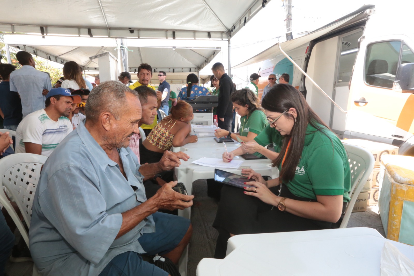 Nesta sexta-feira (20), projeto Acolher oferta serviços de cidadania à Comunidade Rosalina