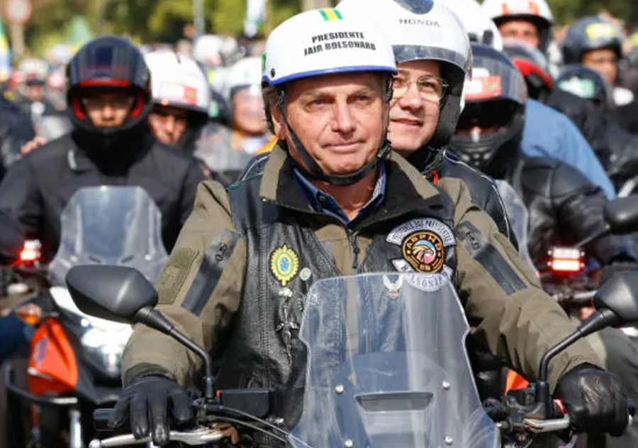 Organizador de motociatas de Bolsonaro rompe com ex-presidente e convida Lula e Alckmin para passeio de moto