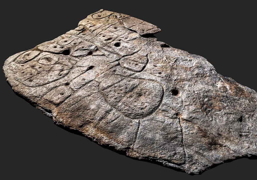 Pedra descoberta na França seria mapa 3D mais antigo da Europa