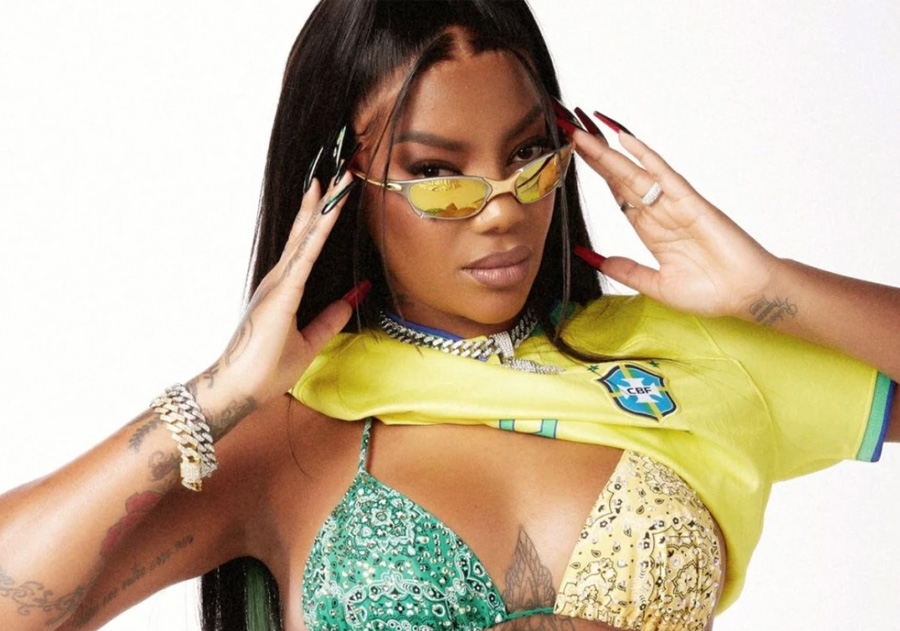 A explicação de Ludmilla sobre falha ao cantar Hino Nacional no GP Brasil de F1