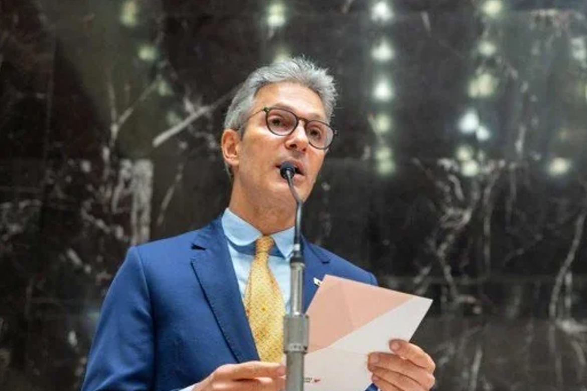 Zema diz que crianças devem estudar para decidir se querem ou não ser vacinadas