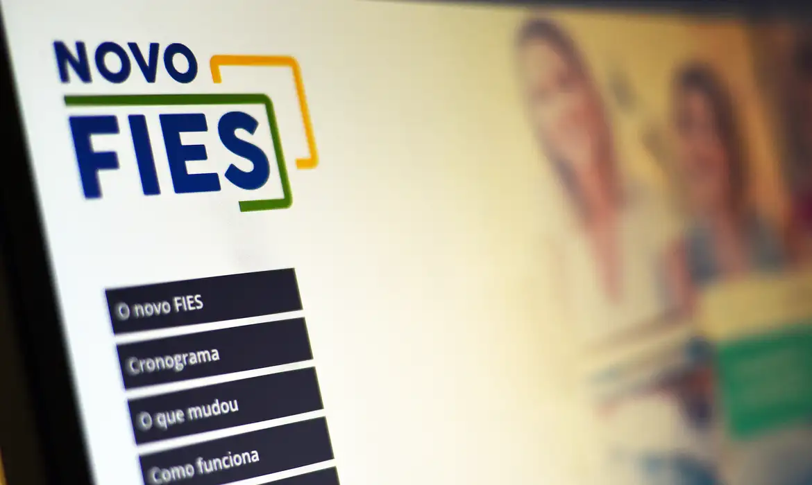 Fies: inscrições para vagas do segundo semestre terminam nesta terça-feira (27)