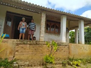 Pai de Arthur, Benedito de Lira expulsa camponeses, mas não declara fazenda ao TSE
