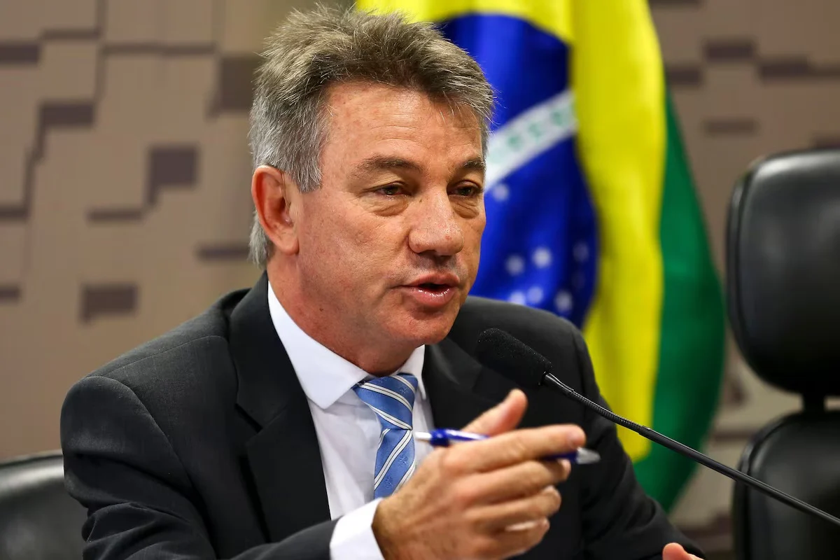 TSE adia julgamento que pode levar à cassação do mandato do governador de RR