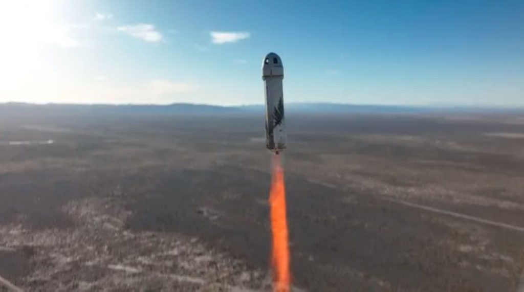 Voo turístico da Blue Origin leva a mulher mais jovem ao espaço