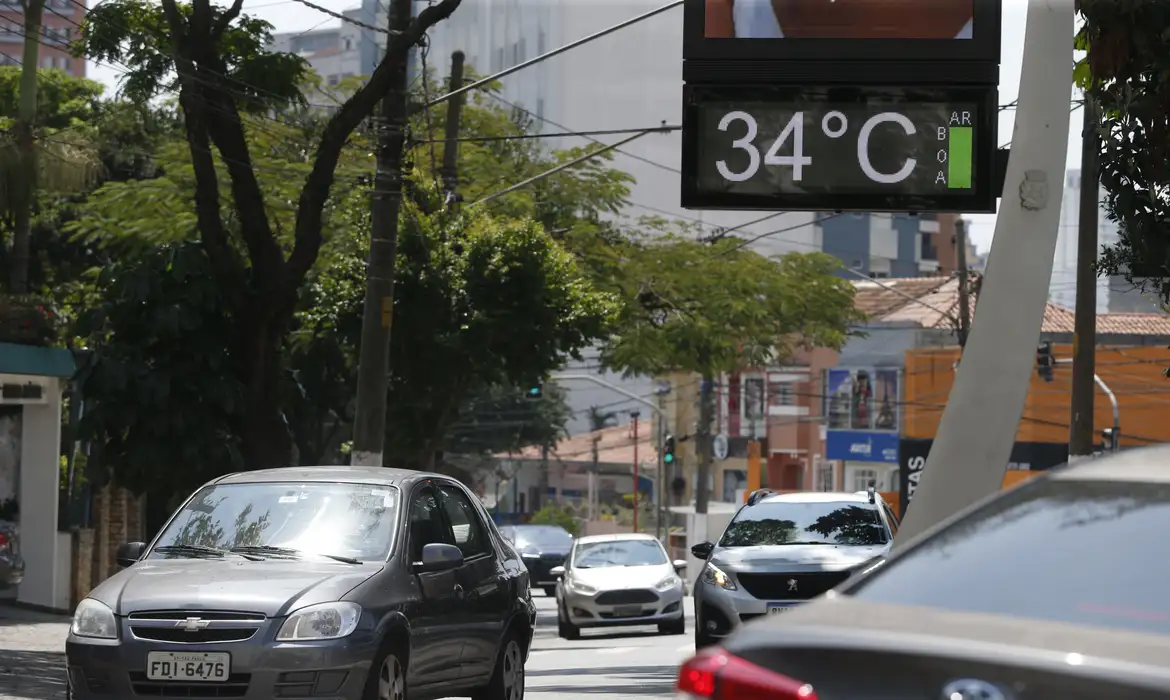 sul pode ter temporais; Sudeste e Centro-Oeste seguem com tempo firme