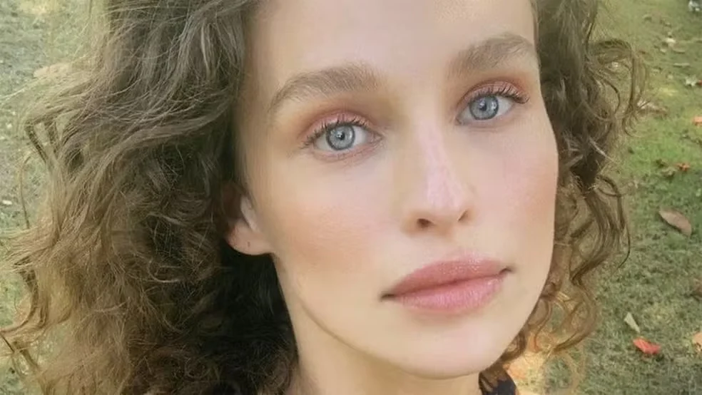Atriz de série da HBO está internada há 20 dias e segue em estado grave