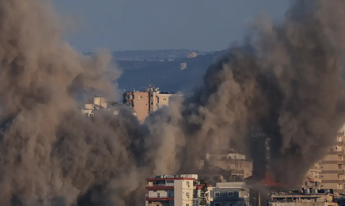 Bombardeio mata brasileiro de 15 anos no Líbano