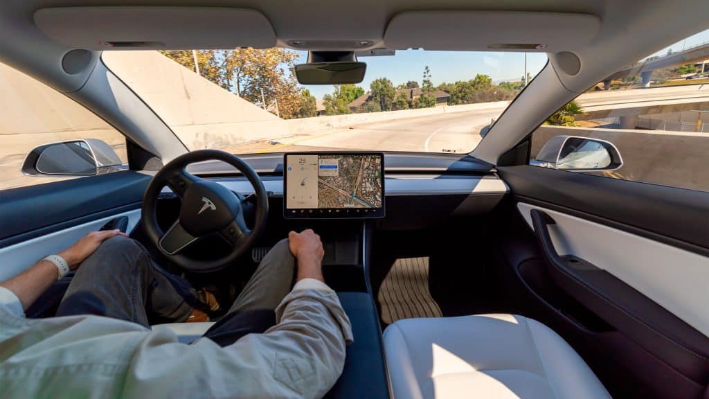 Cybertruck vai (finalmente) ter piloto automático, diz Tesla