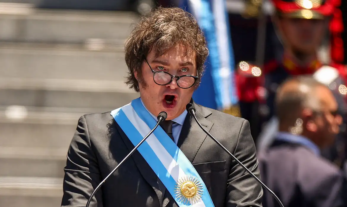 Inflação na Argentina sobe em agosto e atinge 236,7% em um ano