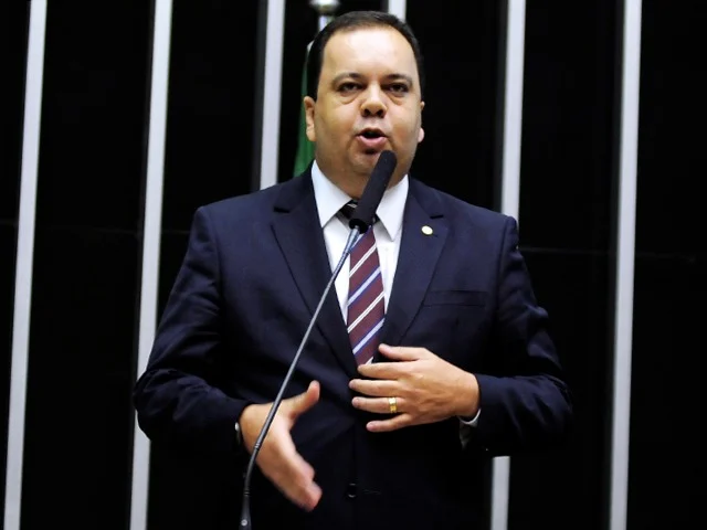 Lira se encontra novamente com Lula para tratar de sucessão após reunião com Bolsonaro
