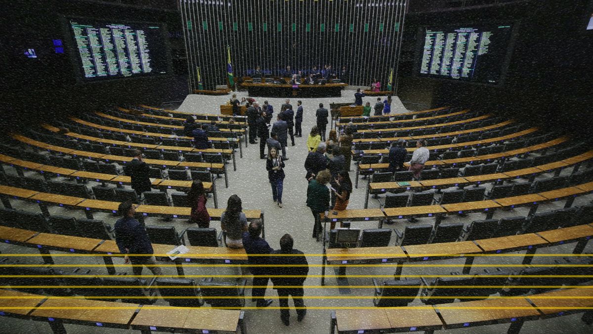 PLs limitam poder do STF, queimadas e Almeida