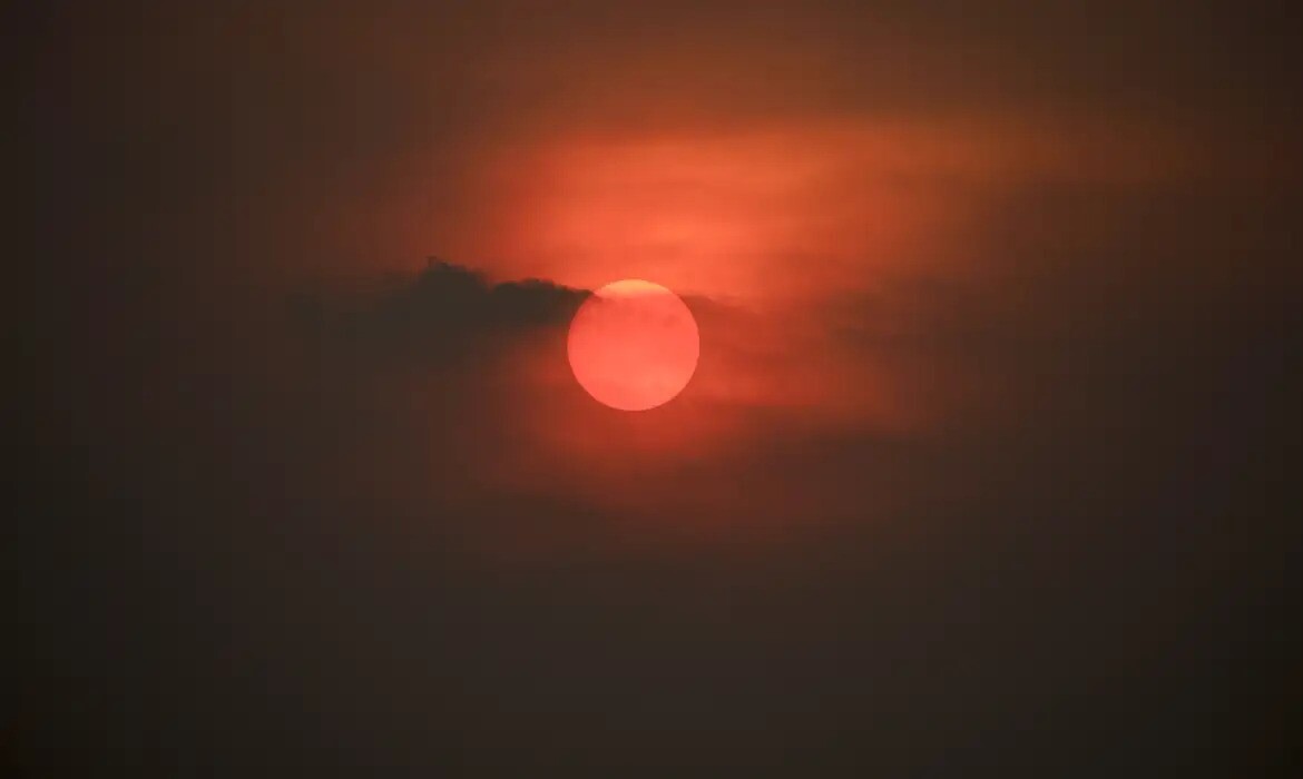 no Brasil que não respira “é tudo pra ontem”