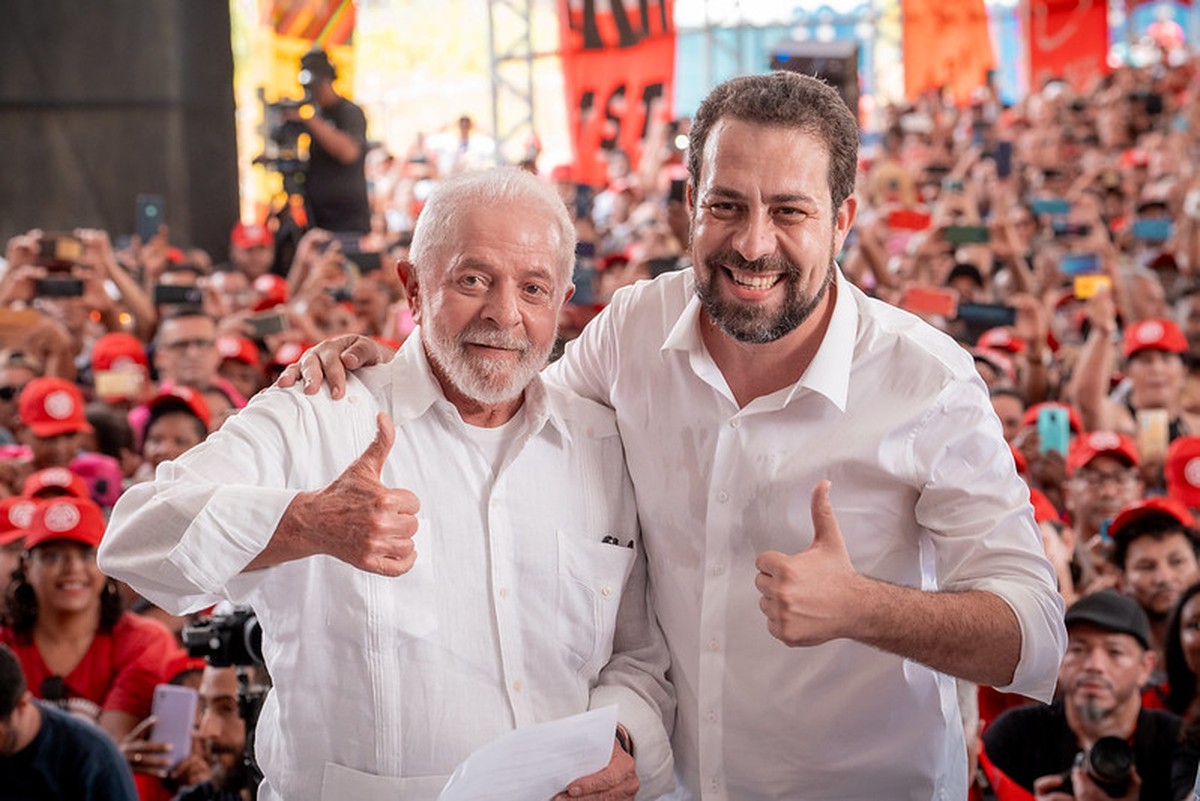 Lula embarca para a Rússia para participar da cúpula do Brics e fala sobre eleições em SP | Eleições 2024