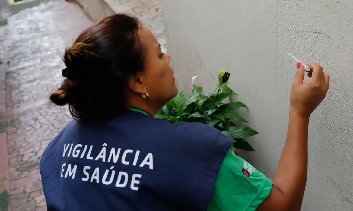 Dengue aumentou 400% no Brasil em 2024 em comparação ao ano passado