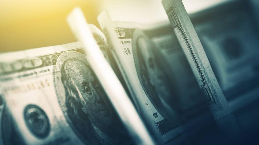 Dólar hoje (18/10): veja o valor da cotação comercial e turismo - Negócios