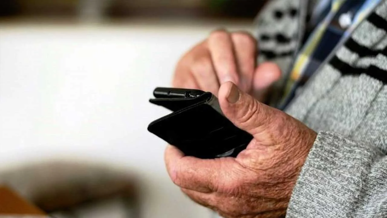 Golpistas dizem que banco está sob investigação e pedem a transferência de recursos; entenda