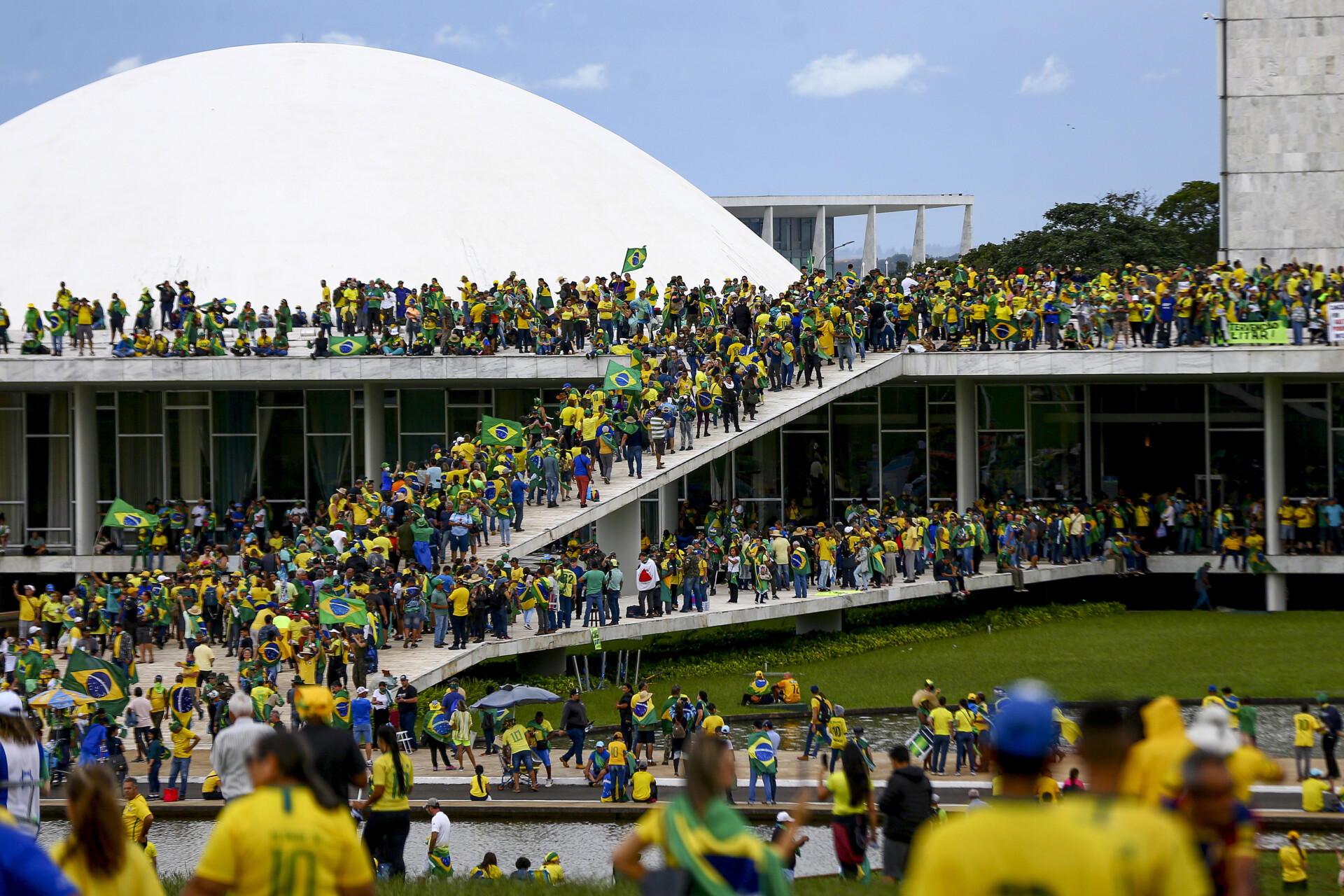 Lira retira projeto da anistia do 8/1 da CCJ e cria comissão especial na Câmara