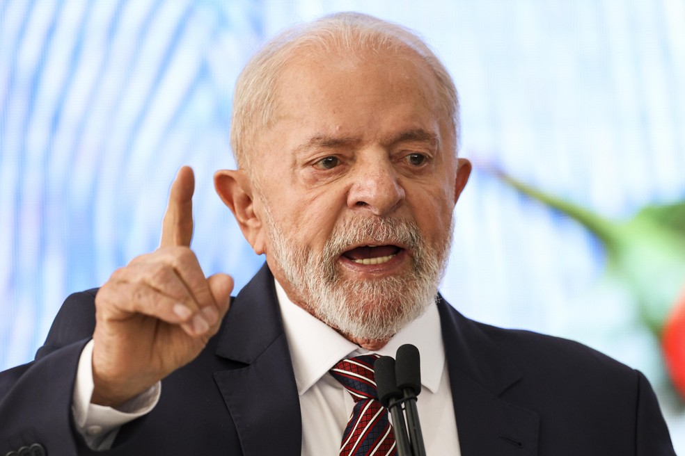 Lula admite 'erros' do PT em campanha e pede a senadora do PSD que apoie Natália Bonavides em Natal | Política
