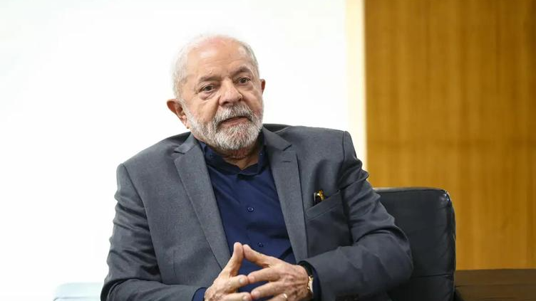 Lula deixa Planalto para retirada de pontos na nuca após queda no banheiro - PontoPoder