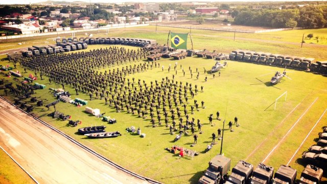 Militares usam internet de Elon Musk sem testar segurança
