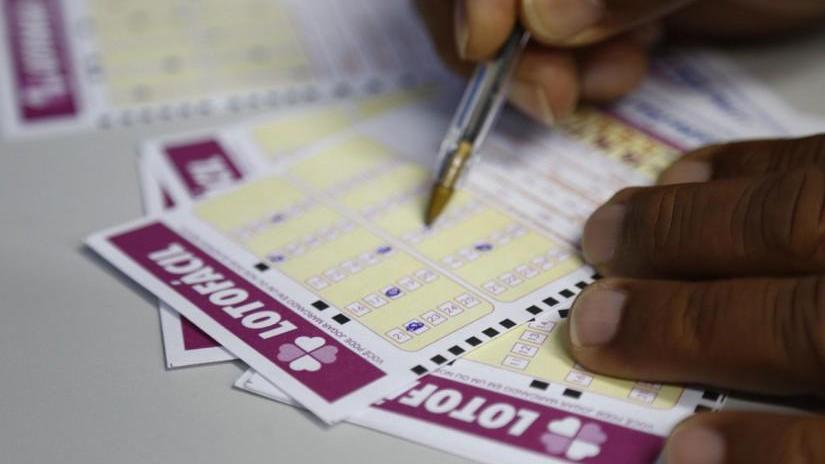 Resultado da Lotofácil 3234 de hoje, 31/10; prêmio é de R$ 4,0 milhões - Negócios