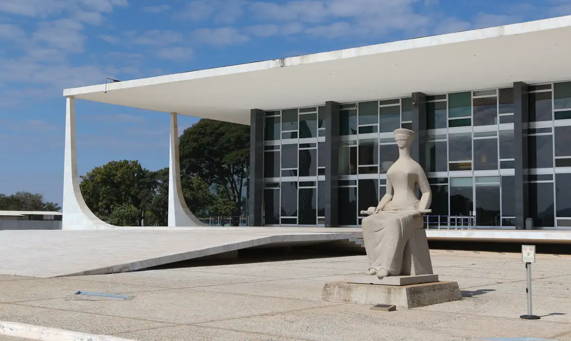 STF forma maioria para proibir revista íntima vexatória em presídios