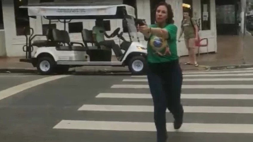 STJ concede habeas corpus a homem que foi perseguido por Carla Zambelli na rua