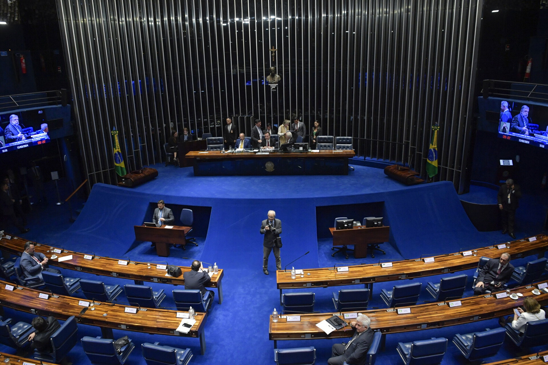Veja propostas no Congresso sobre aposentadoria de servidores estaduais e municipais