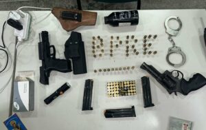Suspeito é preso com duas armas de fogo no município de Canindé