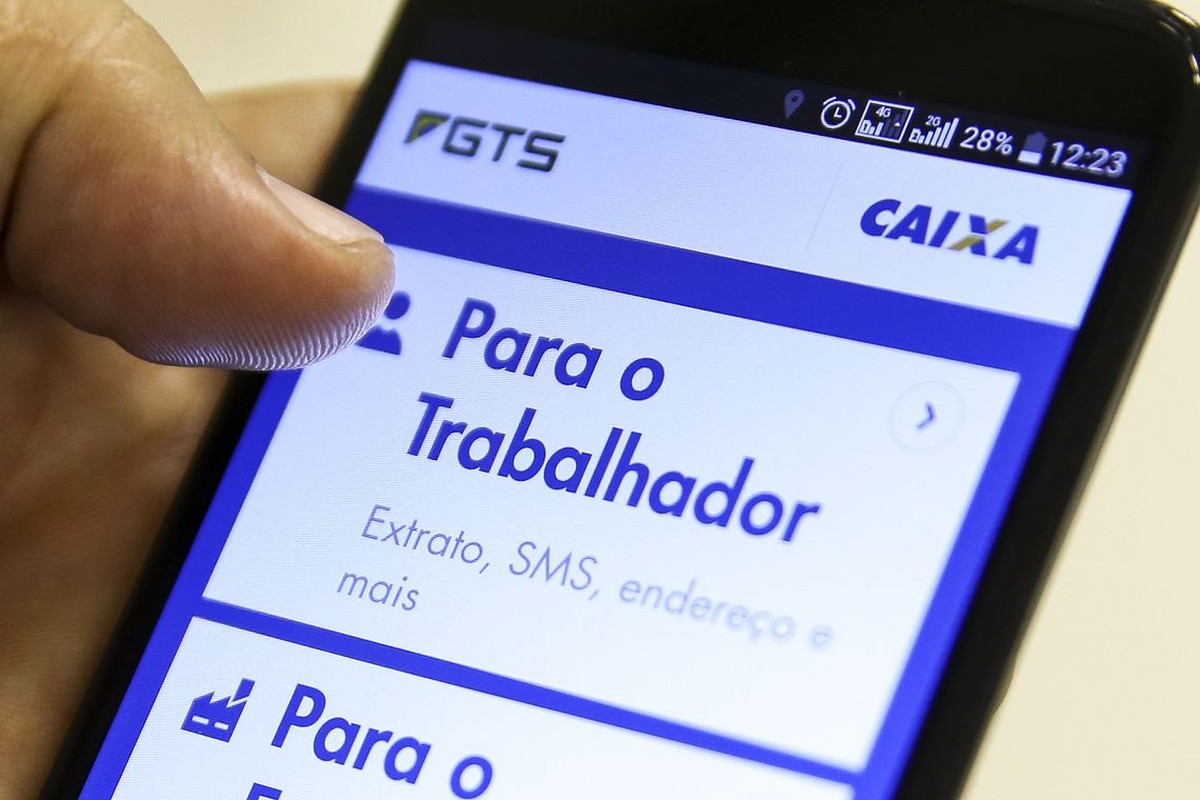 Conselho do FGTS aprova orçamento de R$ 142 bi para investimentos do fundo em 2025 | Economia