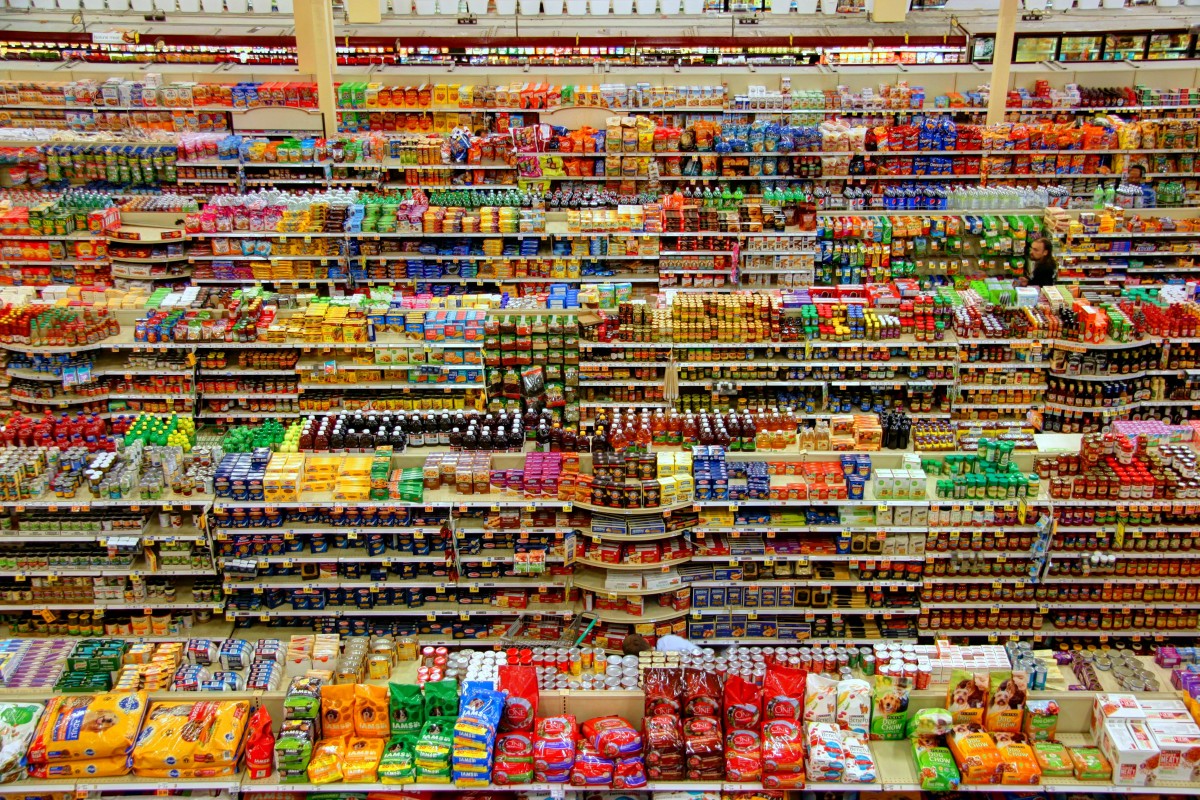 TST: Supermercado deve pagar em dobro por trabalho de mulheres aos domingos | Legislação