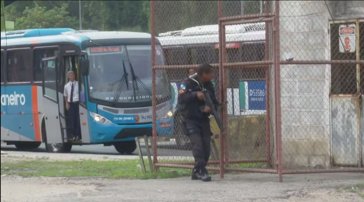 Crime organizado está correndo muito mais do que a burocracia no Brasil, diz ex-secretário nacional de Segurança Pública | CBN Rio