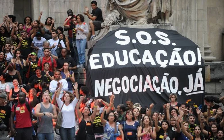 1 em cada 3 professores não tem formação adequada para disciplina que leciona