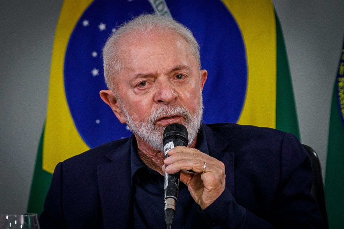 Lula se reúne com cúpula militar para discutir regras de transição das medidas econômicas que atingem Forças Armadas | Brasil