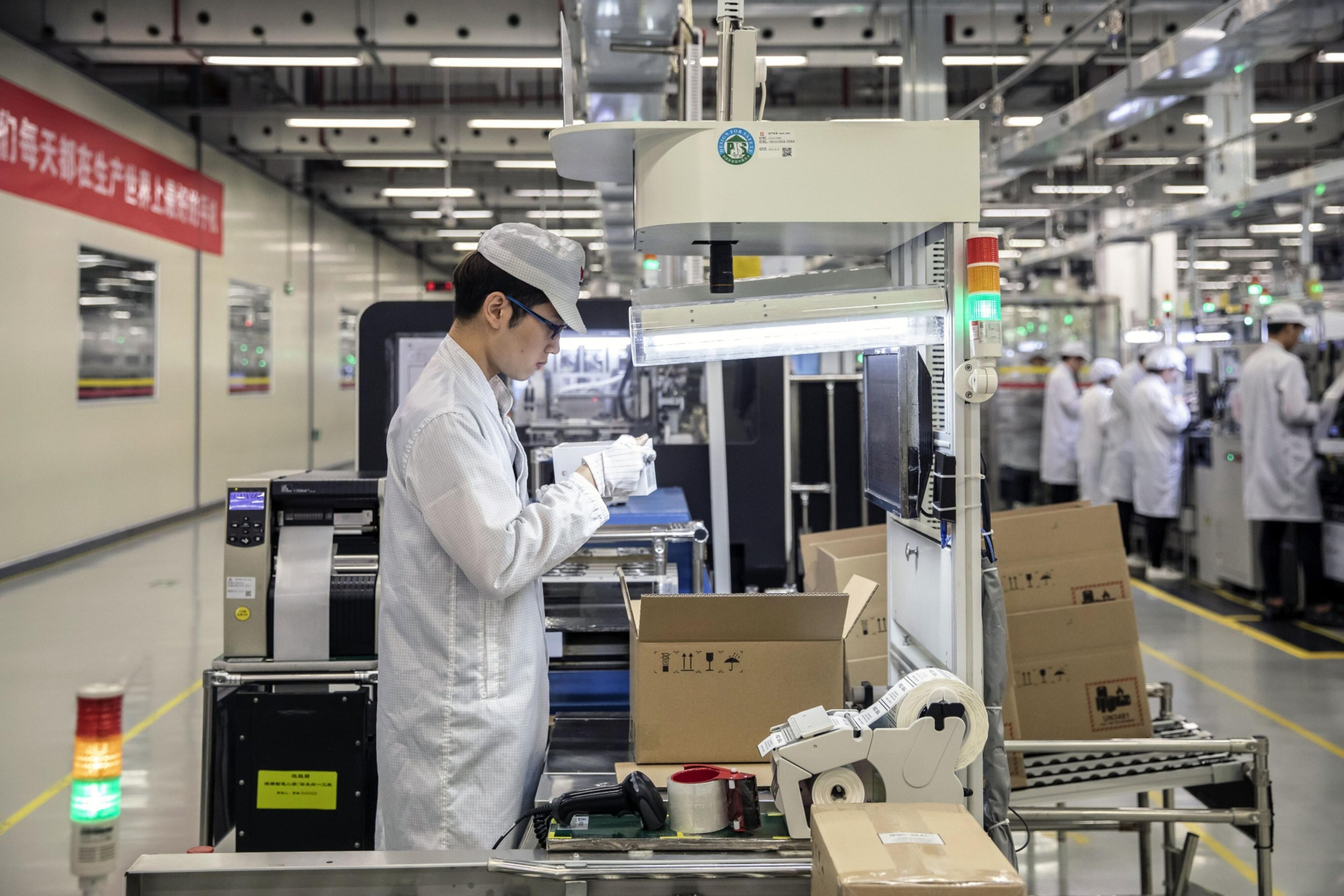 China: Lucros industriais mostram ligeira melhora após estímulos de Pequim