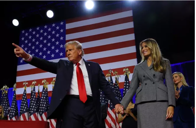 Acusados por invasão do Congresso esperam indulto de Trump