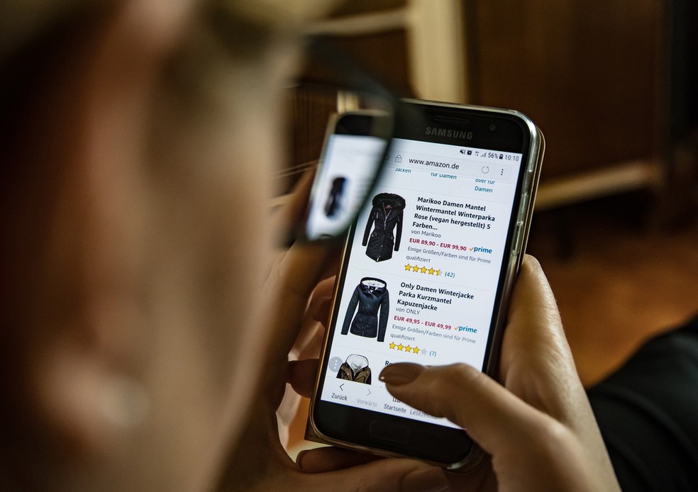 Consumidor fez mais pedidos na Black Friday deste ano | Empresas