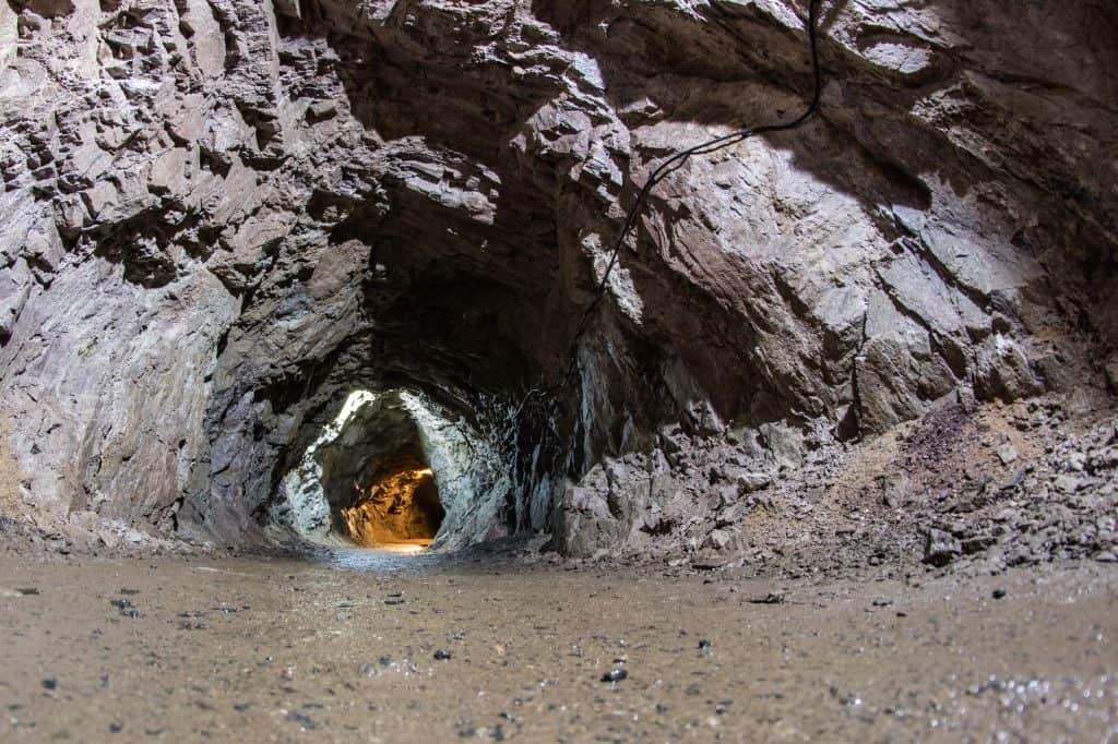 Descoberta revela "reator nuclear natural" da Terra; entenda