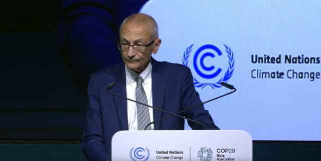 EUA causam decepção, reconhece enviado do governo
