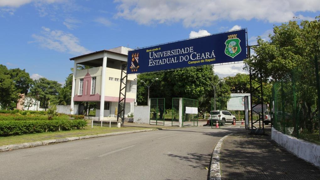 Elmano envia à Assembleia projeto de lei que cria mais de 500 cargos para universidades estaduais - Ceará
