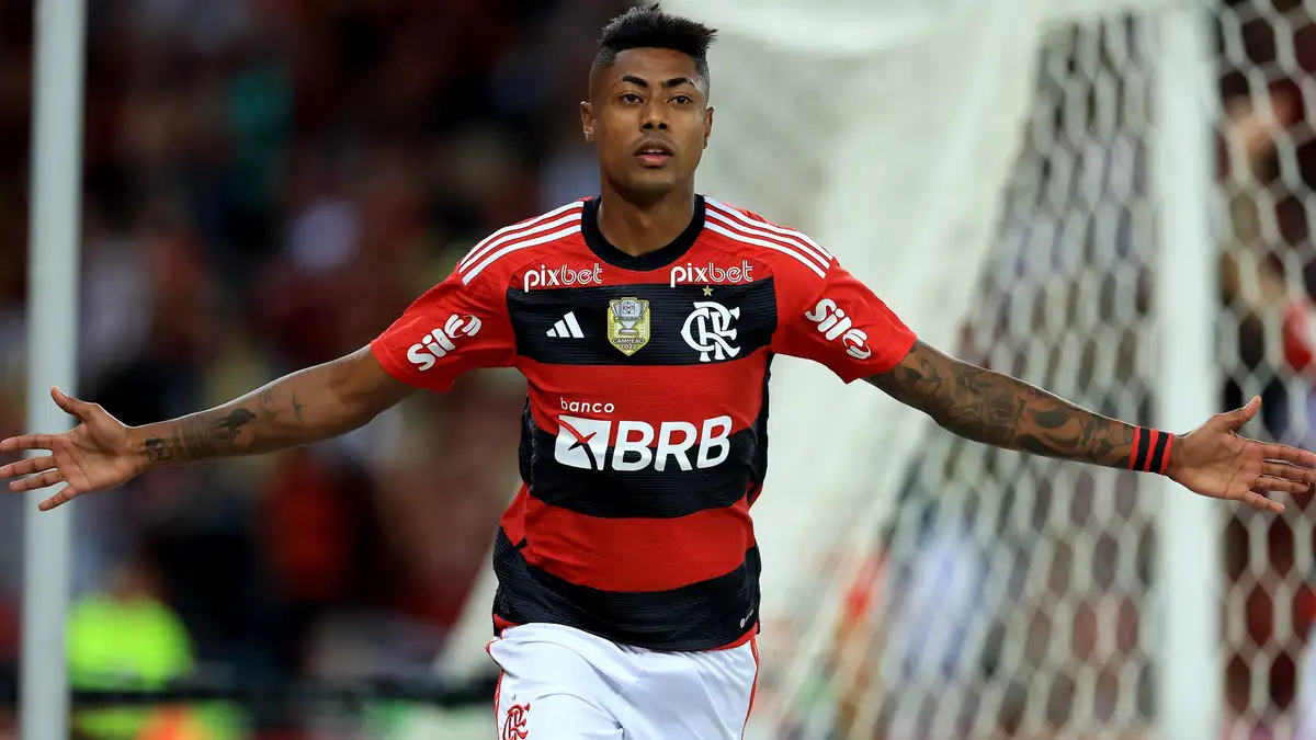 Em jogo investigado pela PF, árbitro relatou ofensa de Bruno Henrique; veja o lance