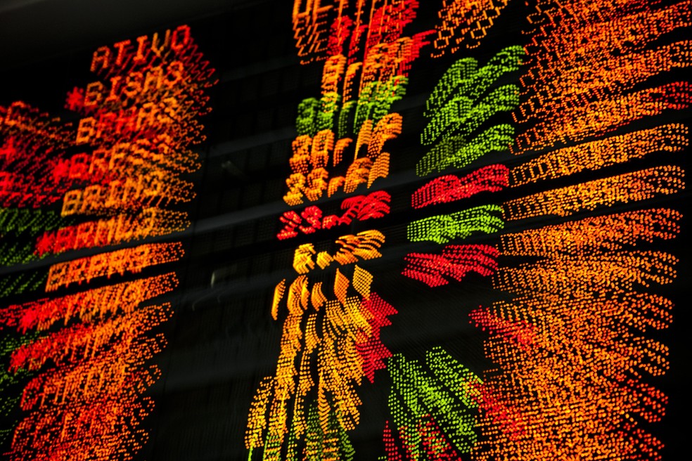 Estrangeiros retiram R$ 224,6 milhões da Bolsa em 30 de outubro | Finanças